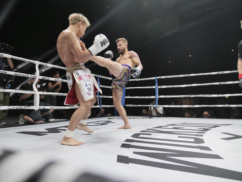 British Bulldog Bailey loses to legend Takeru in France – SUGGY'S GYM